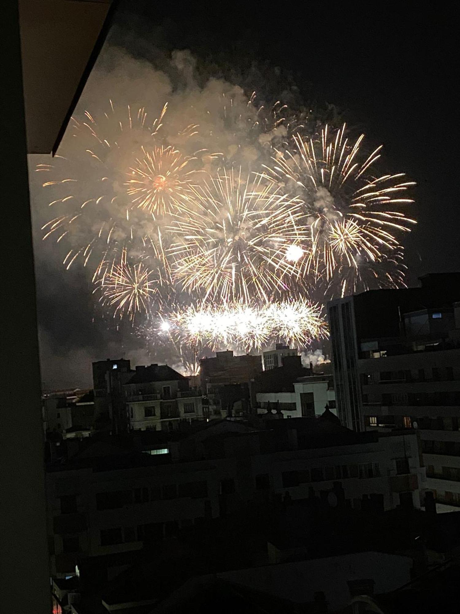 El Mirador Del Centro Apartment กิฮอน ภายนอก รูปภาพ